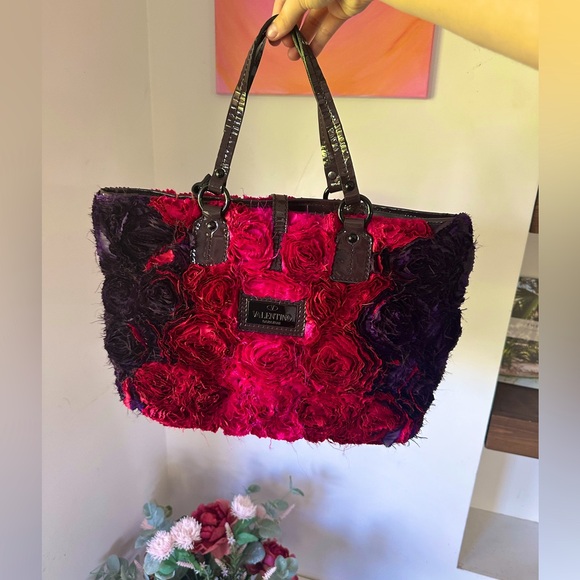 Valentino Garavani 2000’s rose tote 🌹 - Picture 1 of 6